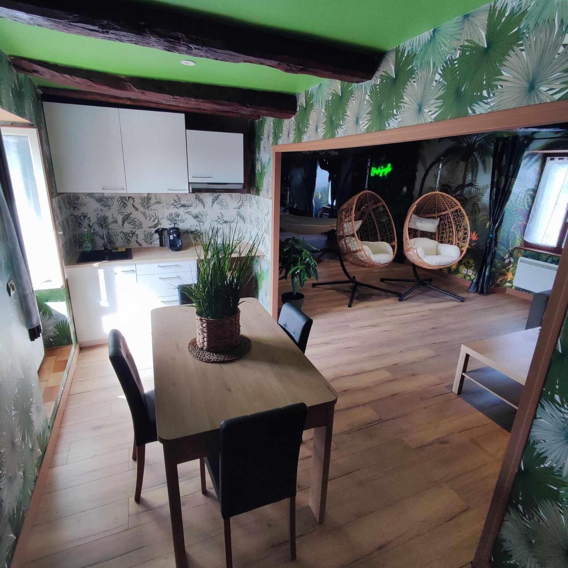 Apartmán L'Evasion Jungle Saint-Pierre-de-Plesguen Exteriér fotografie